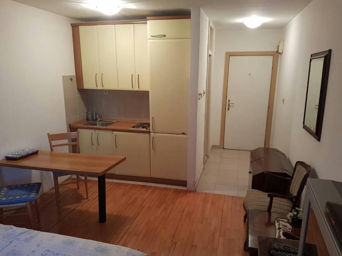 Liane 2 Apartment Budva